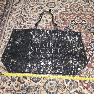 Victoria’s Secret NYC 2018 tote bag NWT